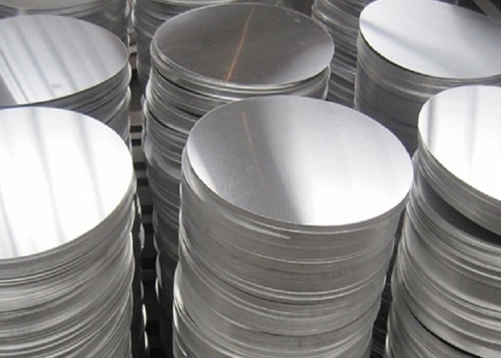 La Cina Le pentole hanno anodizzato i dischi di alluminio 1050 1060 1100 3003 con spessori 0,6 - 1.5mm fornitore