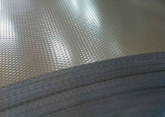 La Cina Lo stucco di alluminio 1100 ha impresso il piatto di pavimento di alluminio dello strato con progettazione del puntatore fornitore