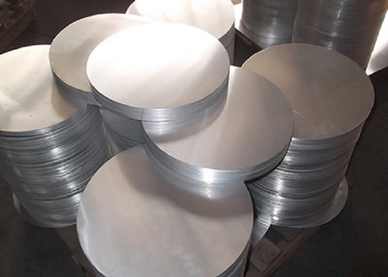 La Cina cerchio di alluminio A1060 A1100 A1050 dello strato di spessore di 0.36~8mm per articolo da cucina fornitore