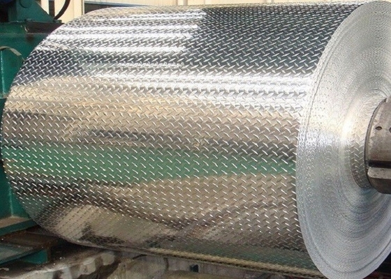 La Cina Non il passo del metallo di slittamento placca 5052 3003 5 barre ha impresso la bobina di alluminio dello strato fornitore